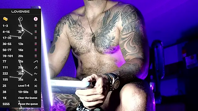 Snapshot of Max-prada chatting on 02/15/26, 07:51 Max-prada online show from 02/15/26, 07:51