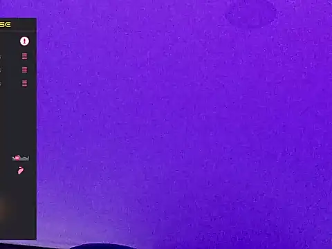 Snapshot of Max-prada chatting on 02/05/26, 02:07 Max-prada online show from 02/05/26, 02:07