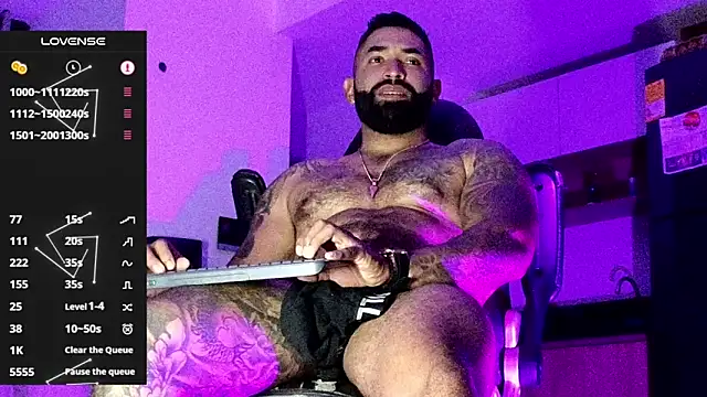 Snapshot of Max-prada chatting on 02/15/26, 02:23 Max-prada online show from 02/15/26, 02:23