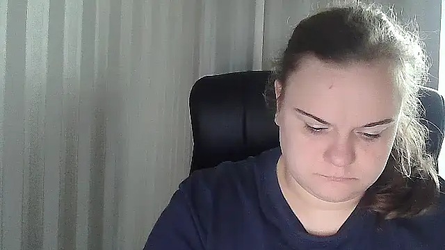 HollyXEva online show from 09/29/25, 05:47