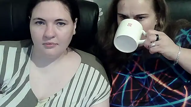 HollyXEva online show from 09/23/25, 06:15
