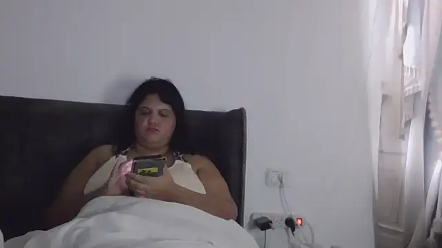 maayanlevi2 online show from 03/25/26, 02:49