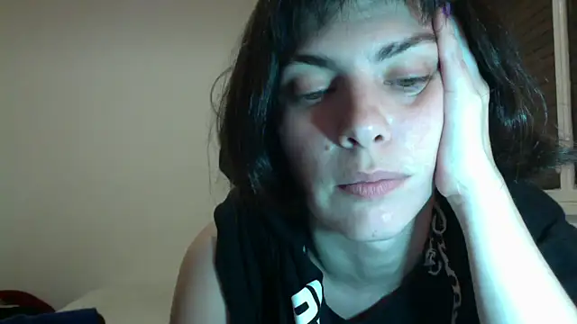 Snapshot of RenataWet chatting on 09/19/25, 02:26 RenataWet online show from 09/19/25, 02:26