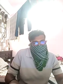 deliciousdik69 online show from 10/27/25, 09:43