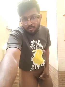 deliciousdik69 online show from 12/05/25, 01:21