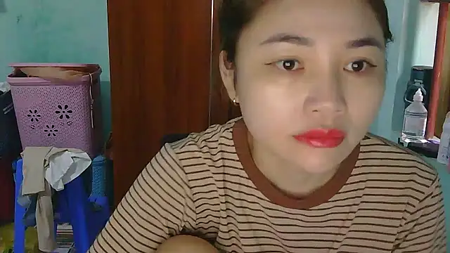 Uhem112 online show from 10/14/25, 12:22