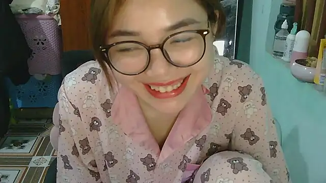 Uhem112 online show from 11/07/25, 03:38