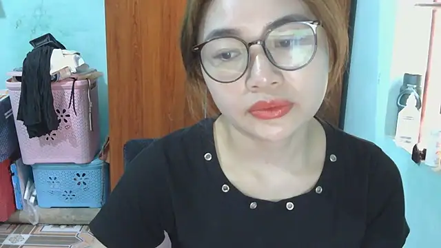 Uhem112 online show from 10/17/25, 12:47