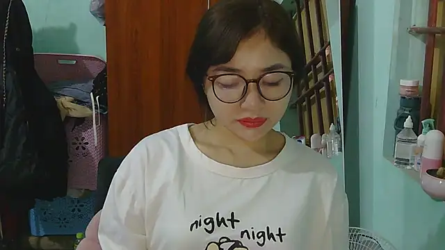 Uhem112 online show from 11/15/25, 03:43