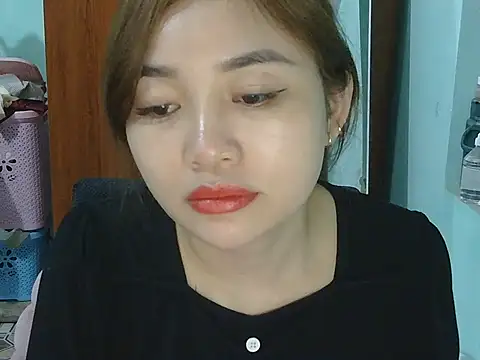 Uhem112 online show from 11/01/25, 01:27