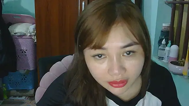 Uhem112 online show from 11/09/25, 01:26