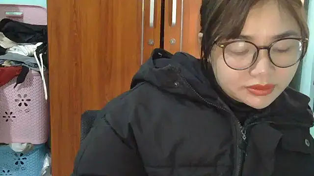 Uhem112 online show from 11/27/25, 03:29