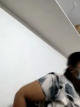 Snapshot of tamil_Miraclequeen chatting on 11/13/25, 12:58 tamil Miraclequeen online show from 11/13/25, 12:58