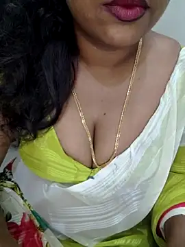 Snapshot of Anu_Reddy_10 chatting on 10/07/25, 07:53 Anu Reddy 10 online show from 10/07/25, 07:53