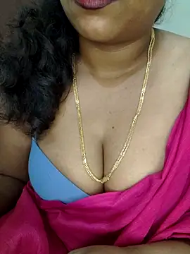 Snapshot of Anu_Reddy_10 chatting on 10/08/25, 04:40 Anu Reddy 10 online show from 10/08/25, 04:40