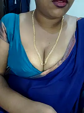 Snapshot of Anu_Reddy_10 chatting on 09/22/25, 05:24 Anu Reddy 10 online show from 09/22/25, 05:24