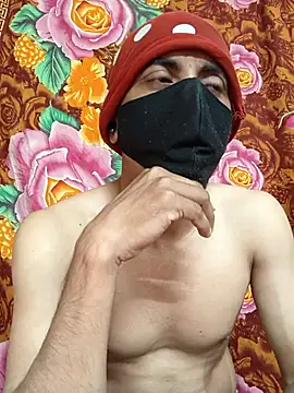 Seducing couple online show from 02/03/26, 10:31