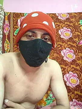 Snapshot of Seducing_couple chatting on 07/03/26, 04:52 Seducing couple online show from 07/03/26, 04:52