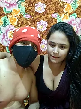 Seducing couple online show from 02/25/26, 04:29