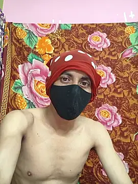 Seducing couple online show from 11/17/25, 04:05