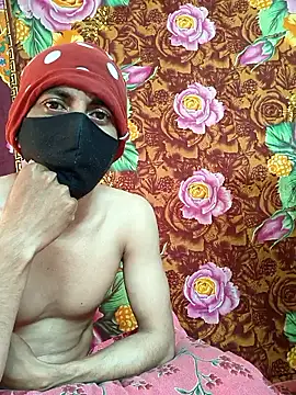 Seducing couple online show from 01/12/26, 08:54