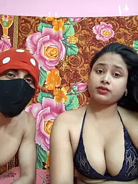 Seducing couple online show from 03/01/26, 04:23