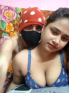 Seducing couple online show from 06/03/26, 04:02