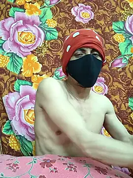 Seducing couple online show from 12/17/25, 05:51