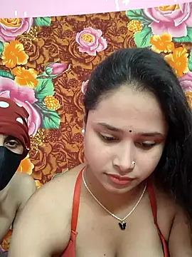 Seducing couple online show from 12/04/25, 10:47
