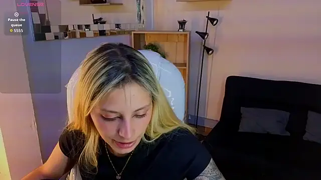 Jennaa Cooper online show from 02/11/26, 10:42