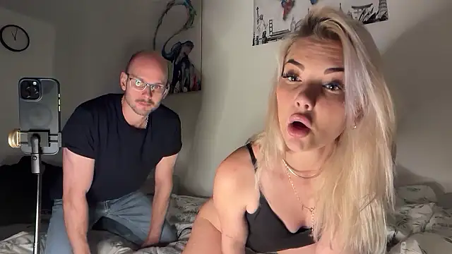 Foxy Bite online show from 11/20/25, 09:04