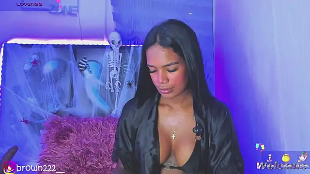 naomibrown  online show from 10/25/25, 02:33
