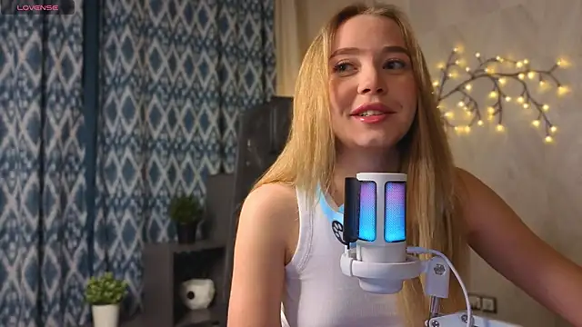 Anna mileer online show from 12/02/25, 01:28