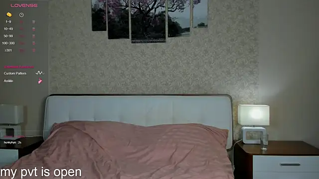 Anna mileer online show from 10/11/25, 01:17