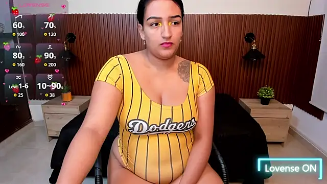 Snapshot of ElectraRose_ chatting on 10/17/25, 11:34 ElectraRose online show from 10/17/25, 11:34