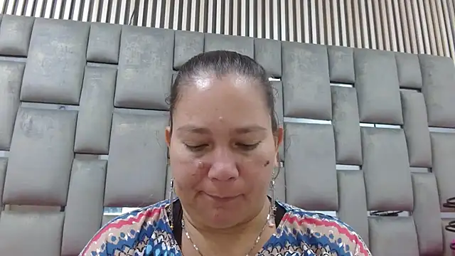 Snapshot of loly47 chatting on 10/08/25, 06:19 loly47 online show from 10/08/25, 06:19