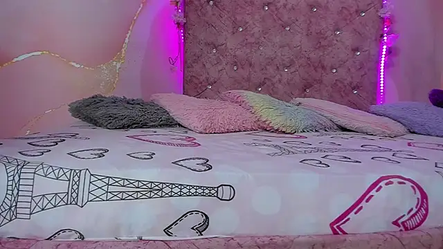 violet taylor  online show from 01/19/26, 02:15