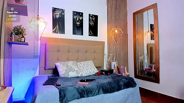  samanthaa foxx online show from 09/21/25, 11:48