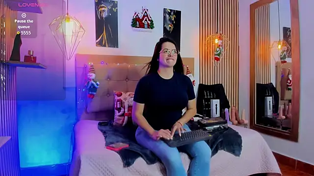  samanthaa foxx online show from 12/21/25, 11:12