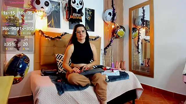  samanthaa foxx online show from 10/19/25, 10:51