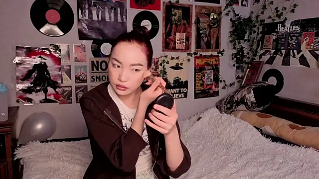 OdetteBiddy online show from 02/22/26, 08:10