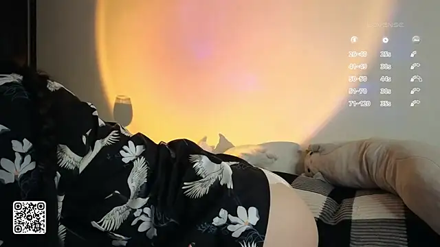 OdelynBagge online show from 10/10/25, 05:36