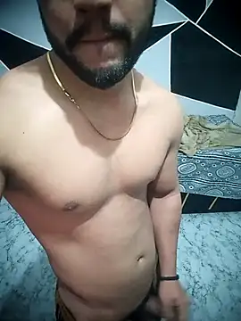 Kartikkartik8595 online show from 02/10/26, 11:53