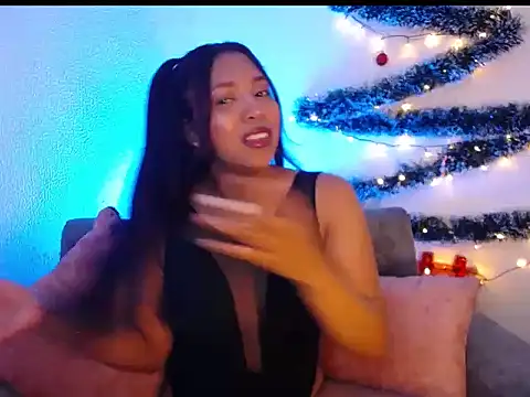 Snapshot of warisg__ chatting on 12/03/25, 10:31 warisg online show from 12/03/25, 10:31