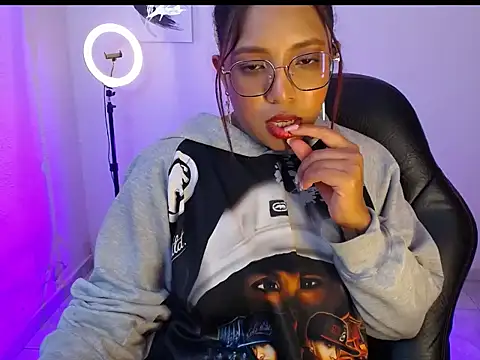 Snapshot of warisg__ chatting on 02/07/26, 09:39 warisg online show from 02/07/26, 09:39