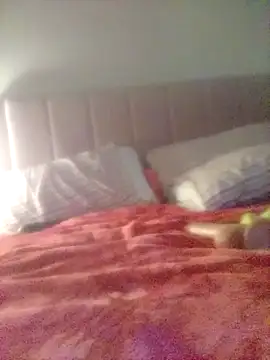 Skater1287 online show from 10/14/25, 06:03