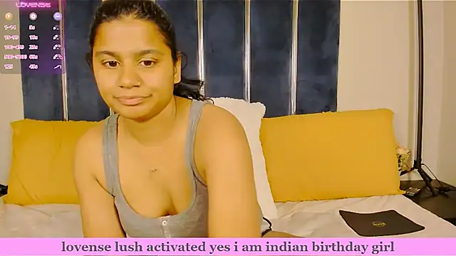 Snapshot of INDIANFLAME chatting on 10/17/25, 07:55 INDIANFLAME online show from 10/17/25, 07:55