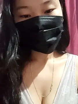 sia 143 online show from 11/18/25, 04:10