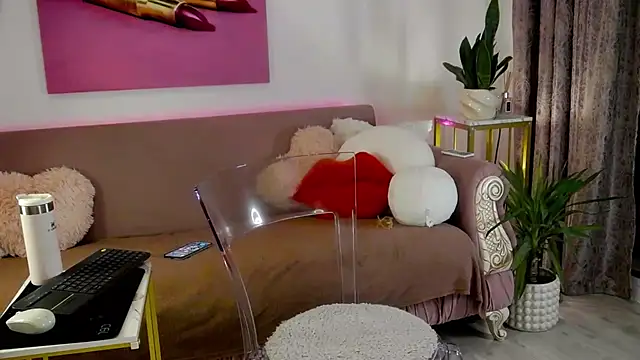 Snapshot of oliviathea chatting on 03/20/26, 07:04 oliviathea online show from 03/20/26, 07:04