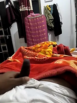 Snapshot of buntyk199 chatting on 12/01/25, 06:53 buntyk199 online show from 12/01/25, 06:53